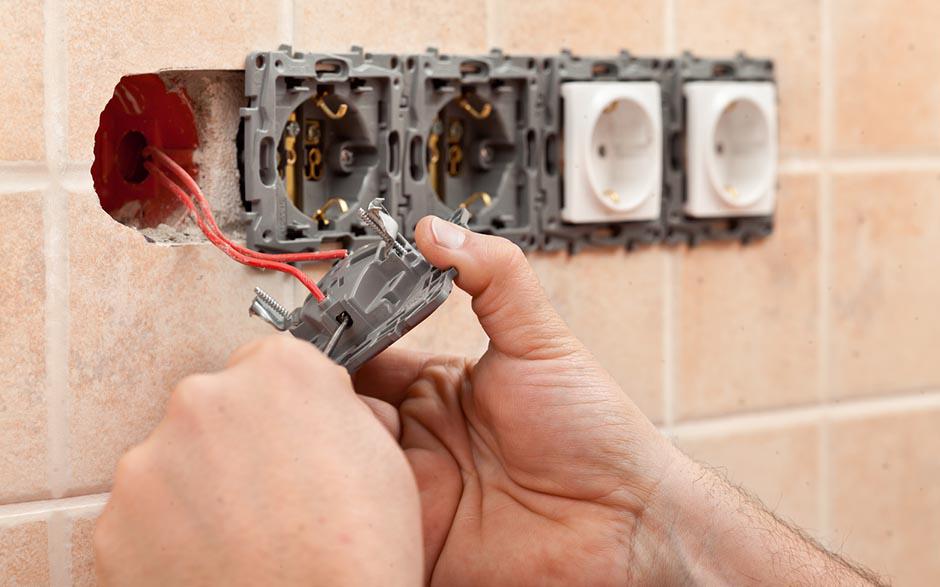 rénovations et dépannages électriques Chalou-Moulineux